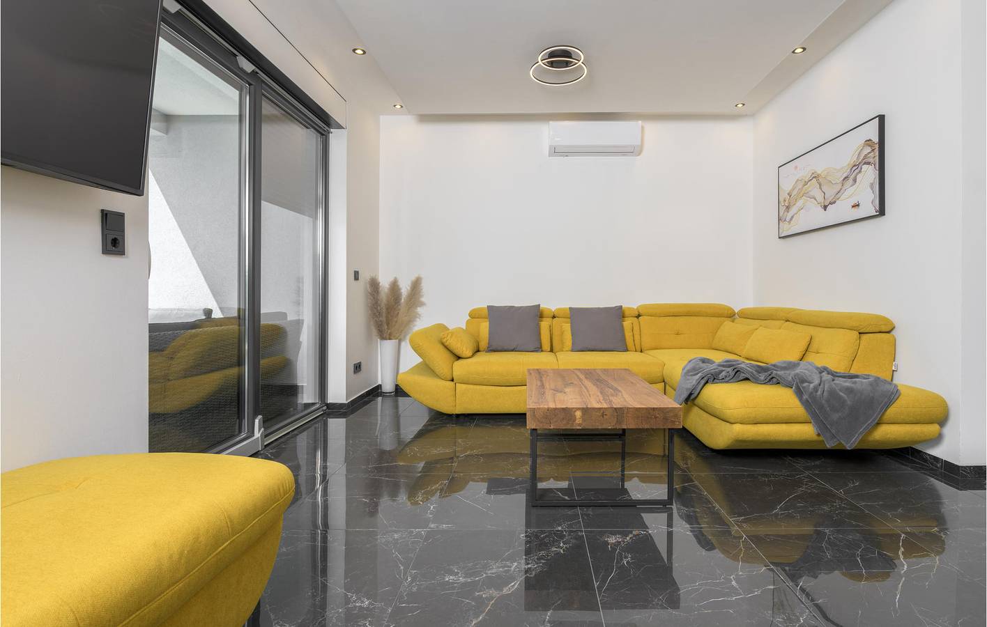Charmant appartement 1 chambre avec piscine, Wi-Fi et parking, à proximité du centre-ville in Labin City, Labin