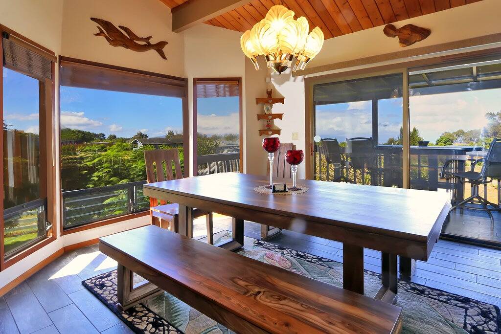 Private lush 2 Acre Mountain Home Maui Permitted#Stmp 2013-0001 many amenities in Makawao, Upcountry Maui