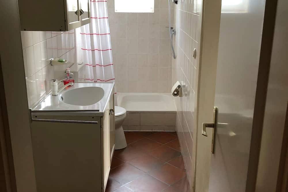 Ferienbungalow am West-Ufer der Müritz mit direktem Blick und Zugang zum  See in Sietow-Dorf, Sietow