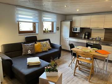 Ferienwohnung für 4 Personen, mit Terrasse und Garten in Bad Brambach