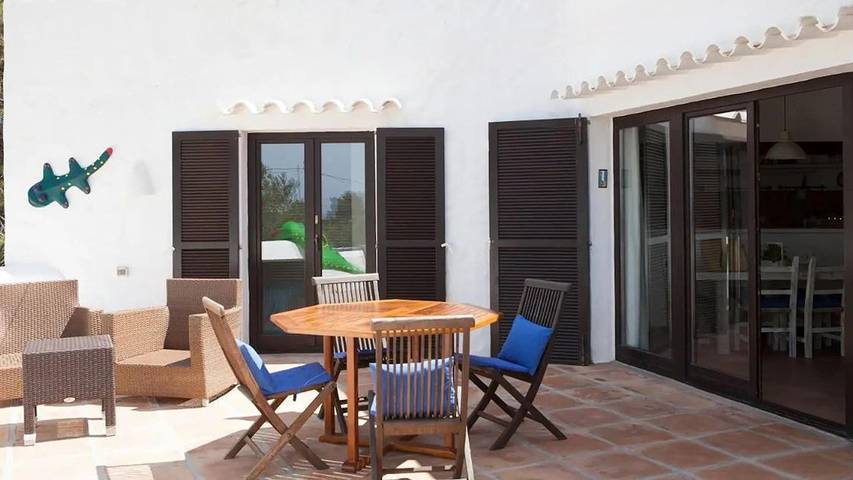 Casa de férias para 6 pessoas, com jardim e terraço em Formentera