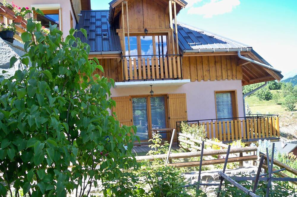 Chalet casi au pied des pistes ! à 800m du télésièges in Valloire, Saint-Jean-de-Maurienne region