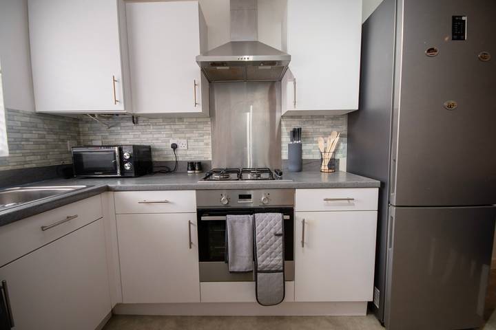 House Sleeps 7 with Garden in Wolverhampton, Région de Birmingham