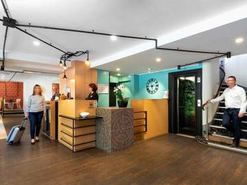 Hôtel pour 4 personnes, avec jardin et piscine à Mâcon