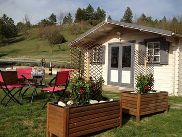 Chambre d’hôte pour 2 personnes, avec piscine et jardin dans la Drôme