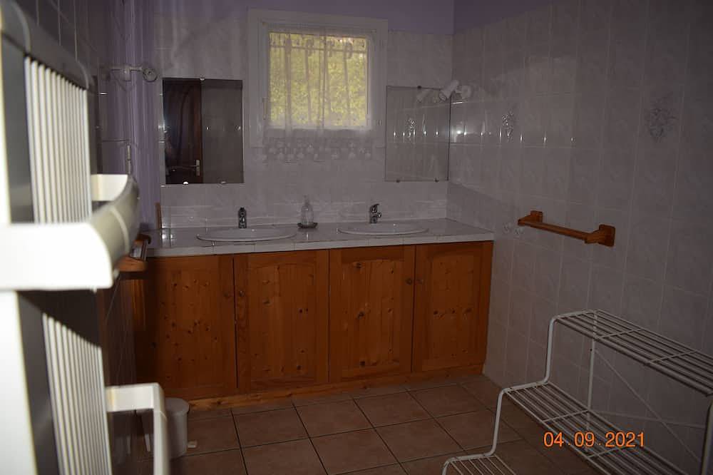 Villa pour vacances ou cures thermales en haute Provence in Vinon-sur-Verdon, Région de Brignoles