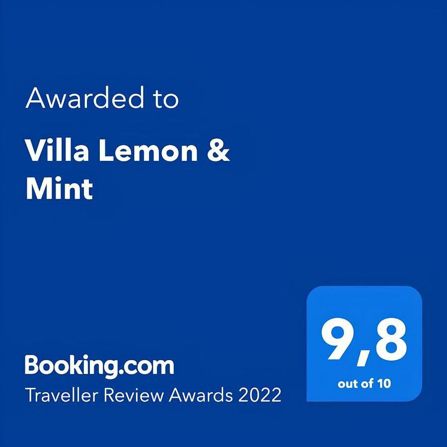 Villa with Garden View in Komiza, Split-Dalmatien