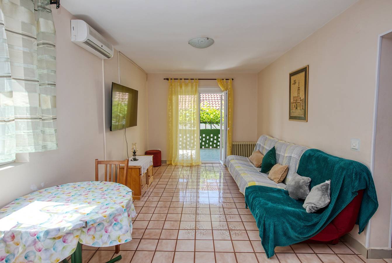 Entire apartment, Two bedroom apartment with terrace Biograd na Moru, Biograd A-18665-a in Biograd na Moru, Zadar