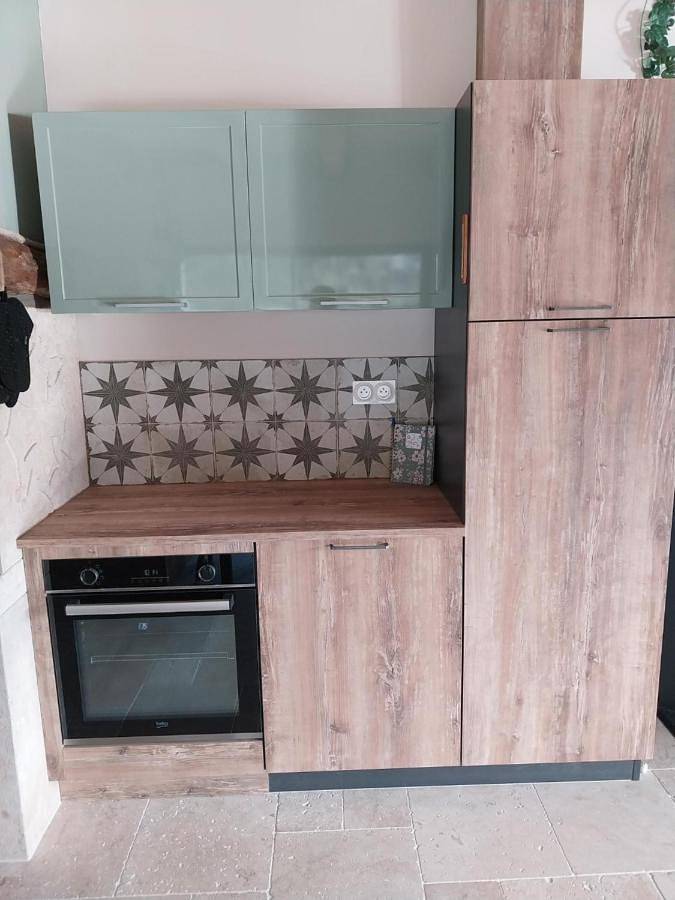 Appartement entier, Two-Bedroom Apartment in Millau, Parc naturel régional des Grands Causses