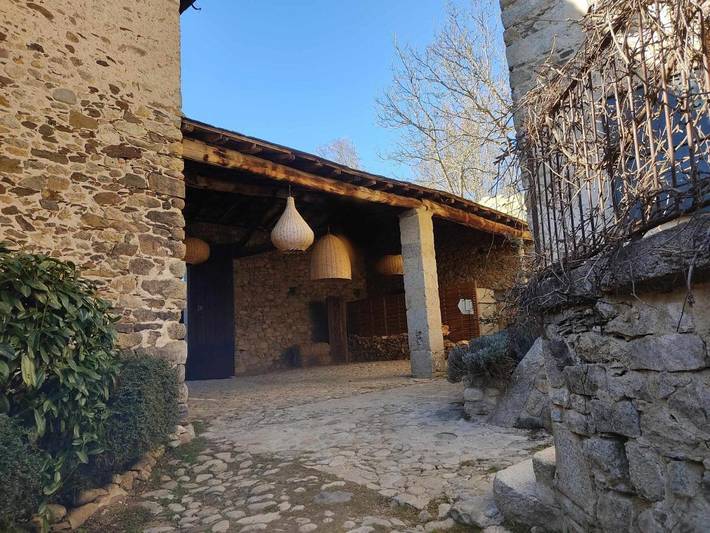 Hôtel pour 14 personnes, avec jardin et terrasse, animaux acceptés à Enveitg - 4