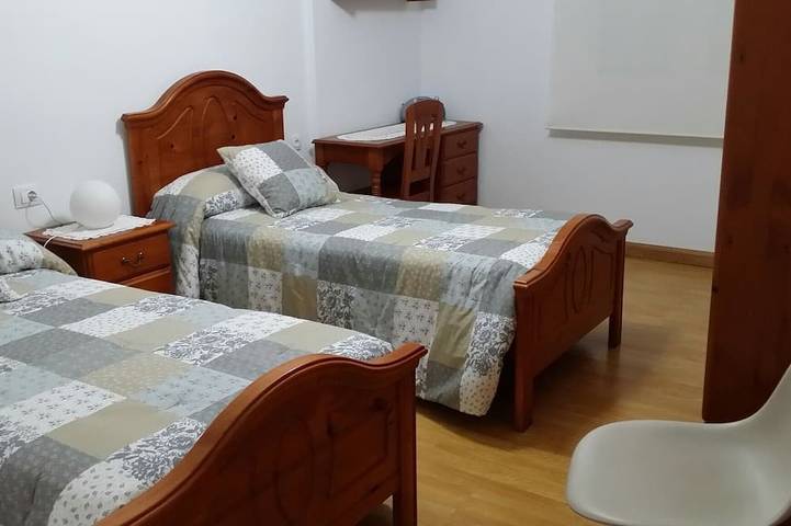 Gîte pour 6 personnes, avec balcon à Viveiro - 4