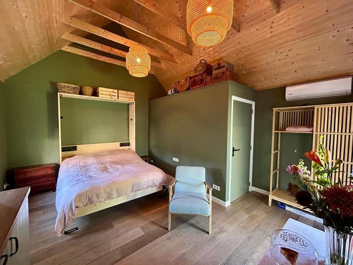 B&b voor 2 personen, with terras and tuin as well as uitzicht in IJsselmeer