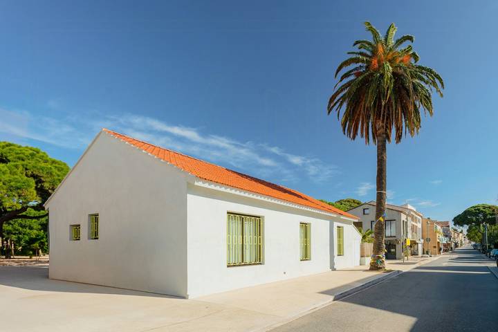 Location de vacances pour 6 personnes, avec terrasse et jardin, adapté aux familles dans Plage La Capte - 3