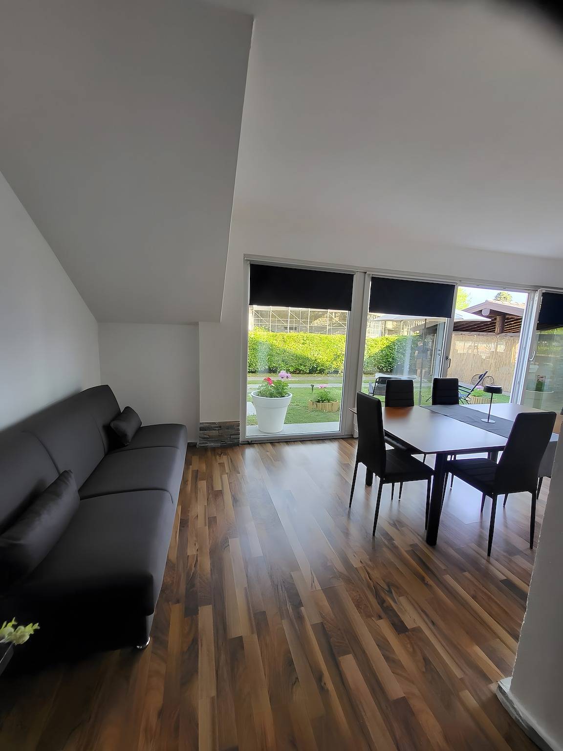 Aphrodite's Garden – Central Yet Peaceful Apartment Close to Lake and Beaches in Gera Lario, Comune di Gera Lario