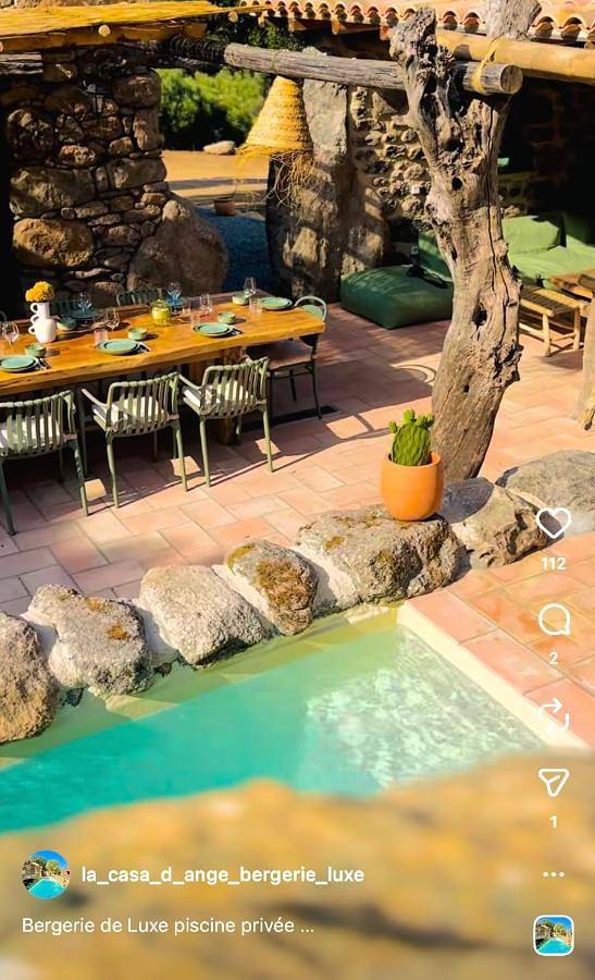 Location de vacances pour 8 personnes, avec jardin ainsi que vue et piscine à Lama - 2