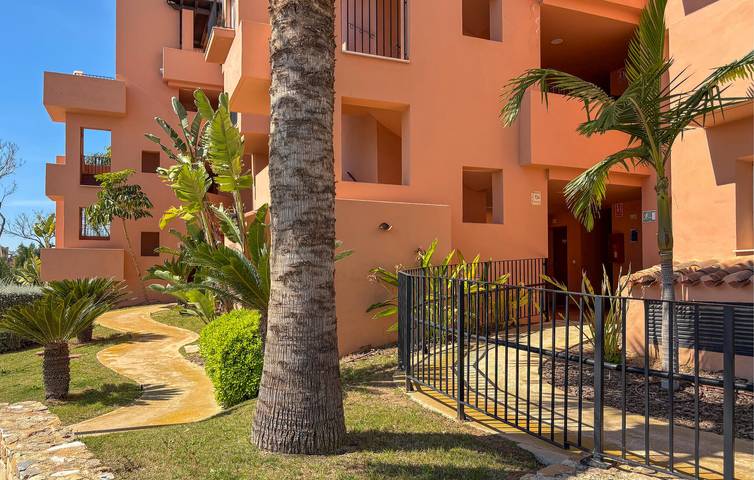 Appartement de vacances entier, Charmant appartement de 76 m² avec piscine et terrasse, près du restaurant Knife & Fork in Mar Menor Polaris World, Torre Pacheco