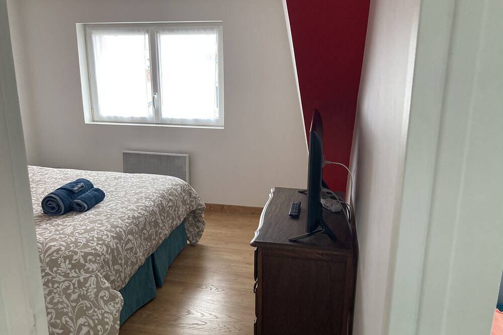 Entire apartment, F2 comfortable Fleury les Aubrais near Orleans in Fleury-les-Aubrais, Loire Valley