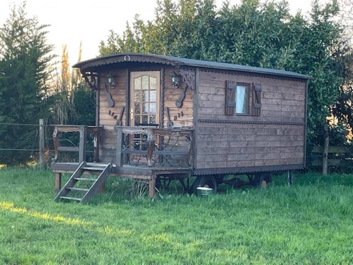 Location de vacances pour 3 personnes, avec jardin, animaux acceptés dans Cruzilles-lès-Mépillat - 2