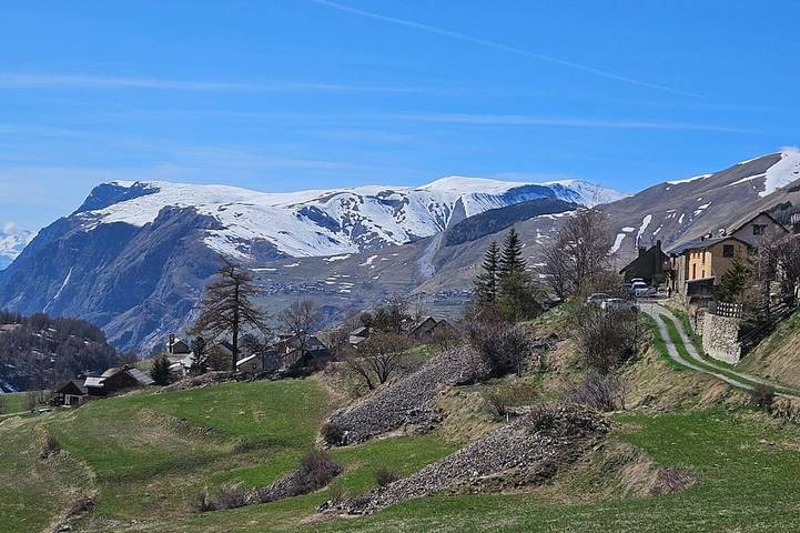 House for rent in September in the mountains, located between La Grave and the mountain passes, in Villar-d'Arêne, Nationalpark Écrins
