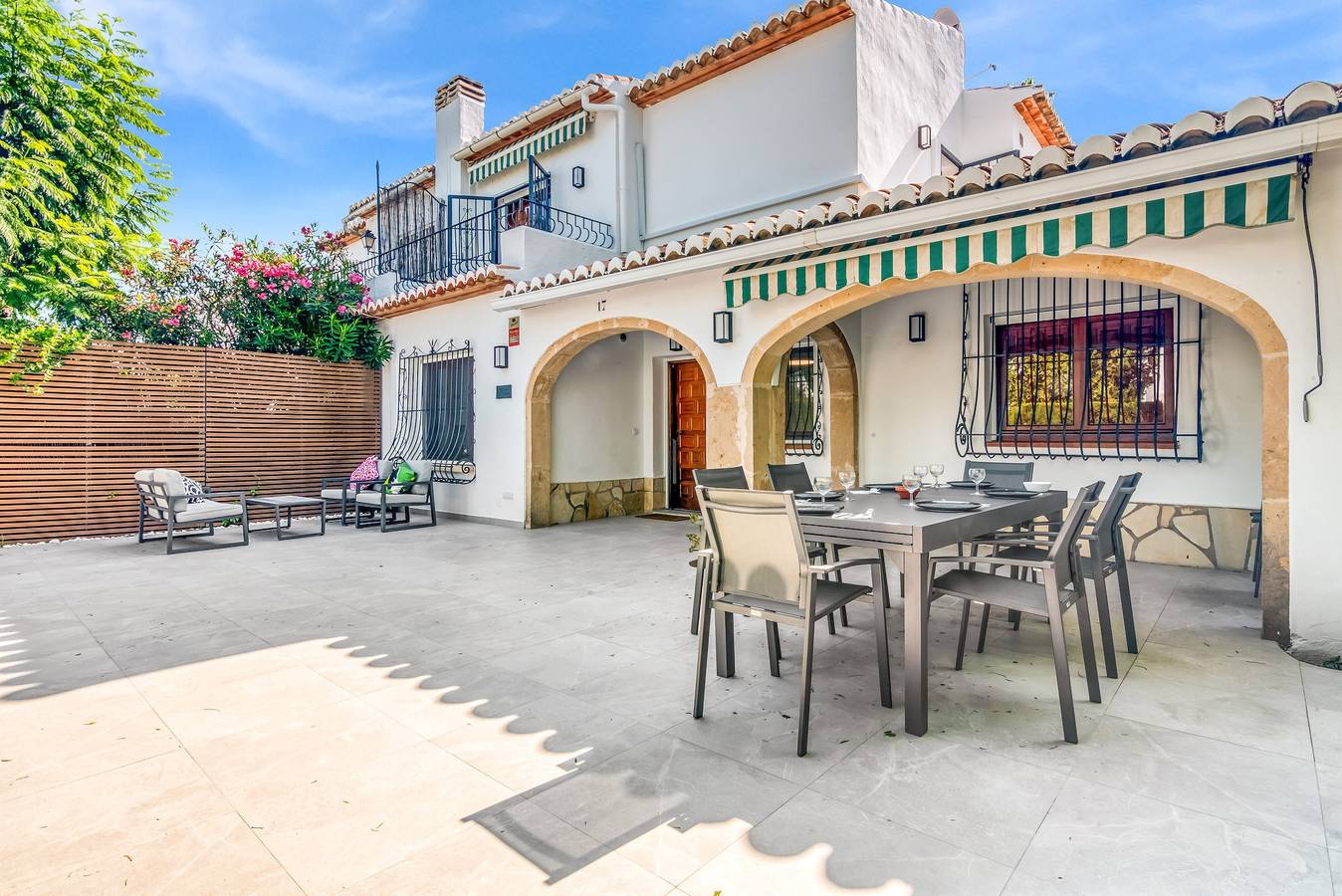 Casa Vacanze 'Ortega' con Piscina Condominiale, Wi-Fi e Aria Condizionata in Toscamar, Jávea