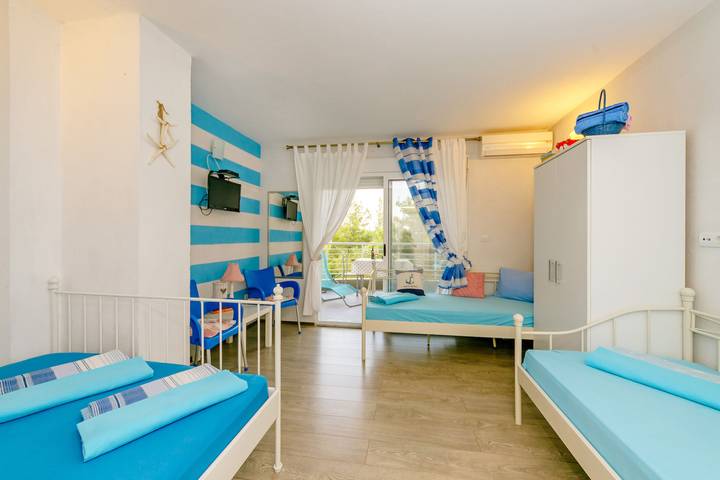 Studio für 4 Personen, mit Terrasse und Garten in Montenegro - 4