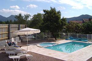 Gîte pour 4 personnes, avec piscine, adapté aux familles à Mons (Béziers) - 2