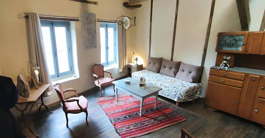 Gîte pour 4 personnes, avec jardin et vue à Saint-Sauveur-en-Puisaye - 3