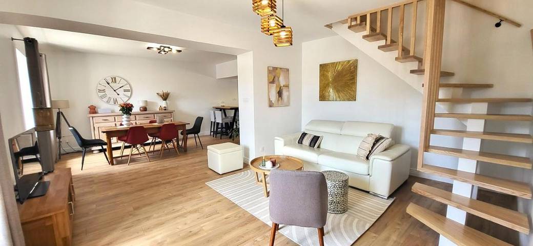 Location de vacances pour 6 personnes à Saint-Georges-des-Coteaux - 2