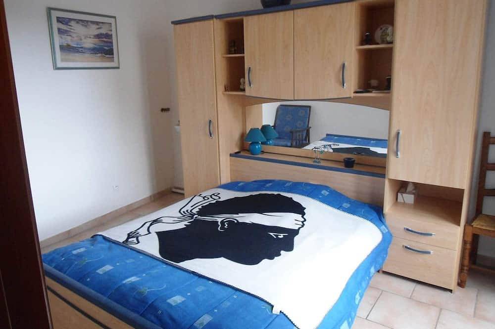 Appartement entier, 3 pieces dans maison de village  Calenzana Corse 2 chambres ,1 Sdb  4 personnes in Calenzana, Région de Calvi