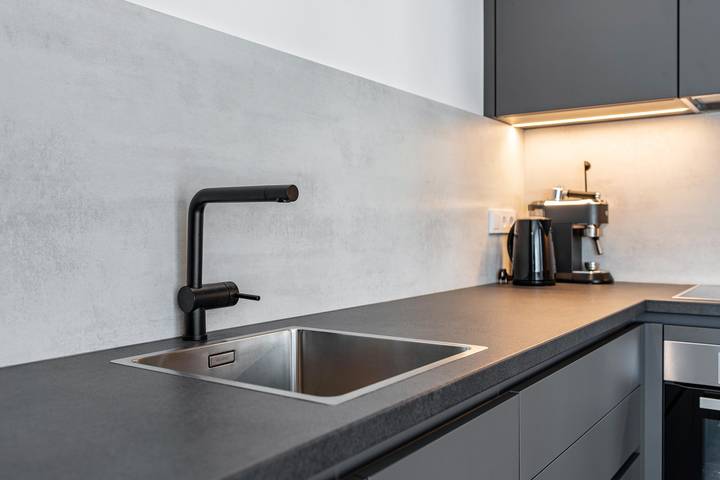 Ganze Wohnung, Ferienwohnung 'Mountain Meadows Apt 1' mit Bergblick, privater Terrasse und Wlan in Mitterolang, Olang