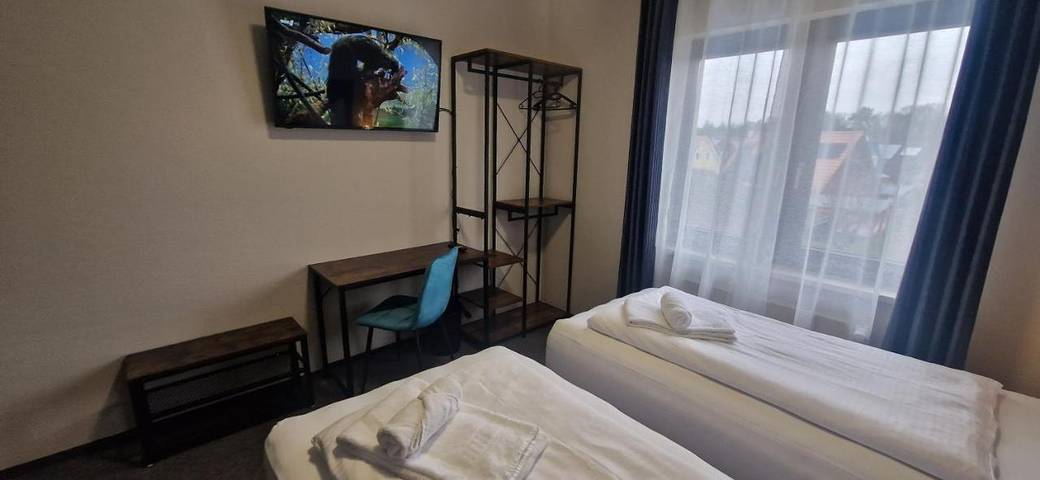 Hotel für 2 Personen, mit Terrasse und Garten in Mühlenbecker Land - 4