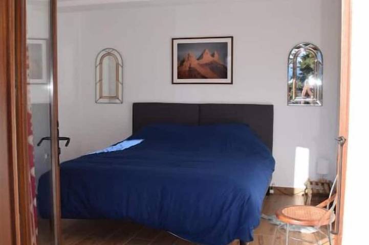 Gîte pour 4 personnes, avec jardin à Jarrier - 2