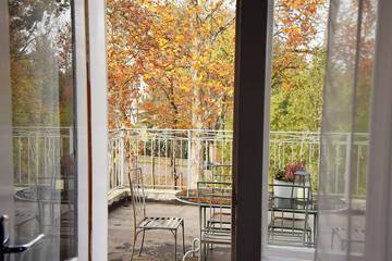 Villa pour 14 personnes, avec piscine et jacuzzi ainsi que jardin et sauna à Budapest