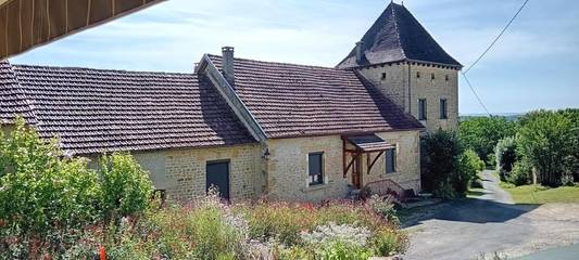 Chambre d’hôte pour 5 personnes, avec terrasse et vue à Proissans