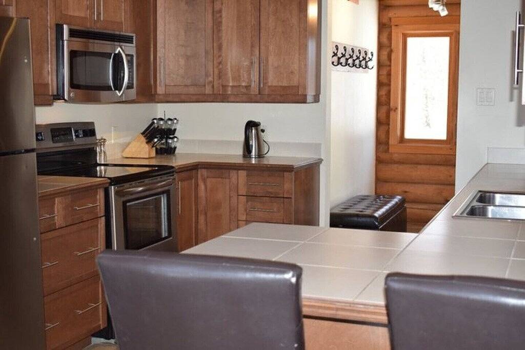 Le Montagnard # 057; Majestätisches Blockhaus im Wald und nur 20 Minuten vom Mont-Tremblant entfernt in Labelle, Québec