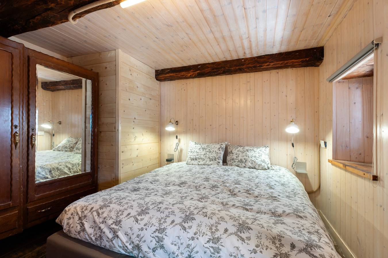 Chalet 'Tomidicarta' con vista sulle montagne, terrazza privata e Wi-Fi in Trasquera, Verbano-Cusio-Ossola e dintorni