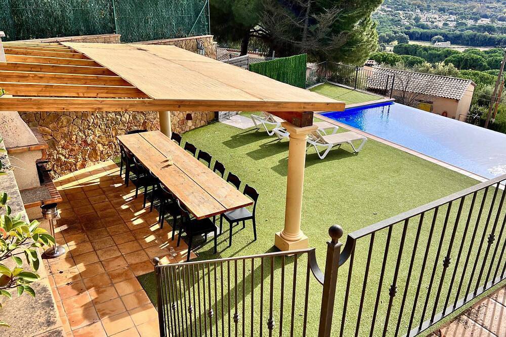 Luxus Mas Ambros Haus mit Pool, Garten und Grill in Mas Ambros, Calonge