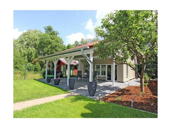 Ferienhaus für 4 Personen, mit Garten und Terrasse in Klink