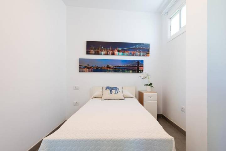 Chalet para 3 personas, con vistas además de jardín y piscina en Gran Canaria - 4