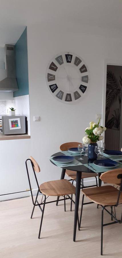 Appartement entier, One-Bedroom Apartment in Pont-l'Abbé, Côte de Cornouaille