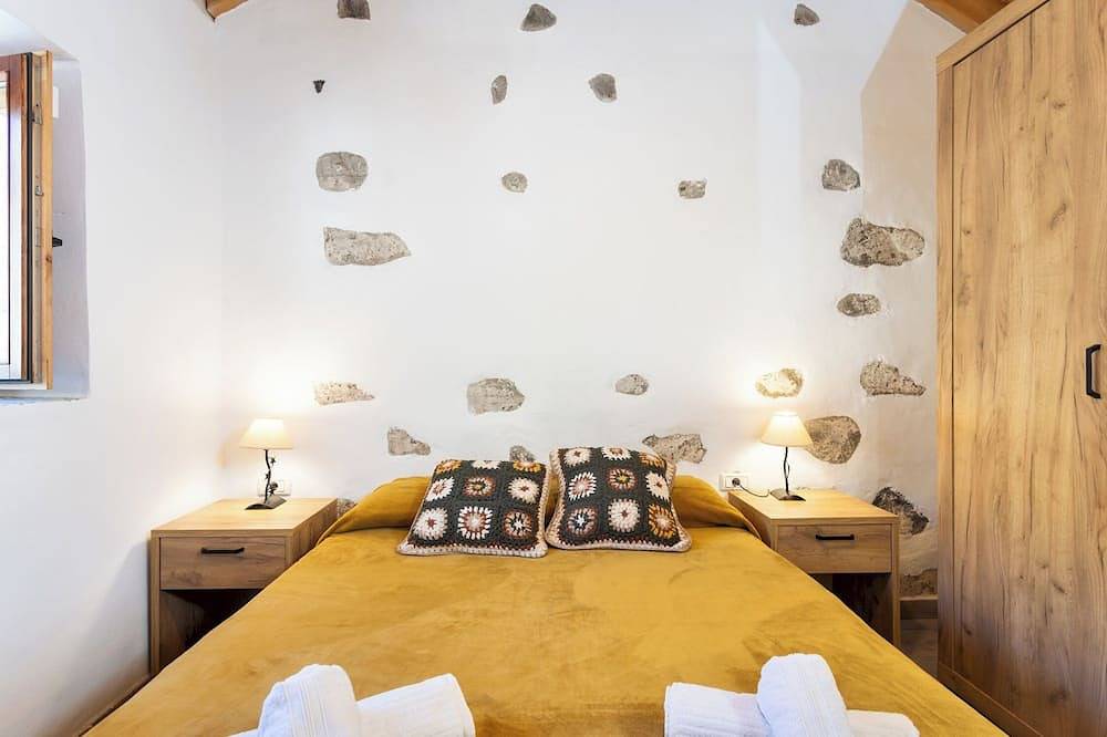 Entire apartment, Home2Book Valley Views  & Private Terrace Hermigua in El Tabaibal, Hermigua
