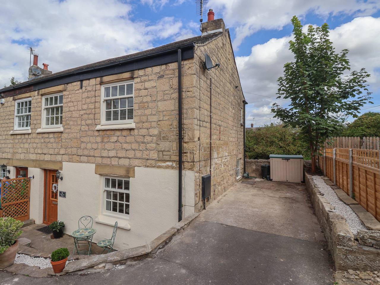 Maple Tree Cottage in Knaresborough, North Yorkshire
