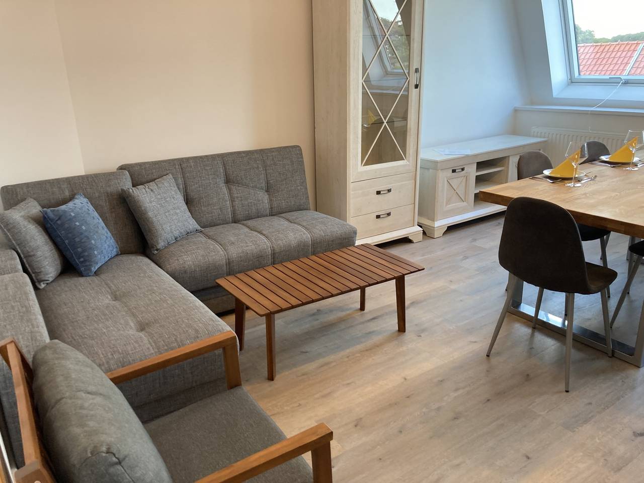 Entire apartment, Apartment 'Ferienwohnung Dg Links - Lychen' with Lake View, Shared Terrace and Wi-Fi in Lychensee, Lychen