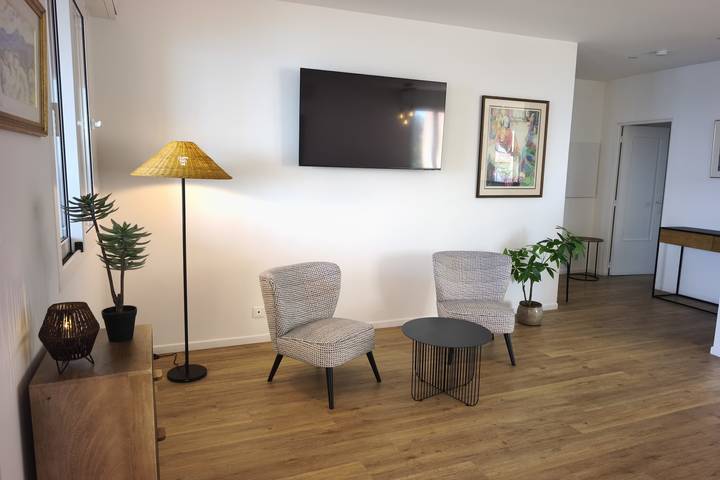 Ganze Wohnung, Ferienwohnung für 4 Personen mit Terrasse in Ajaccio, Golfe D'Ajaccio