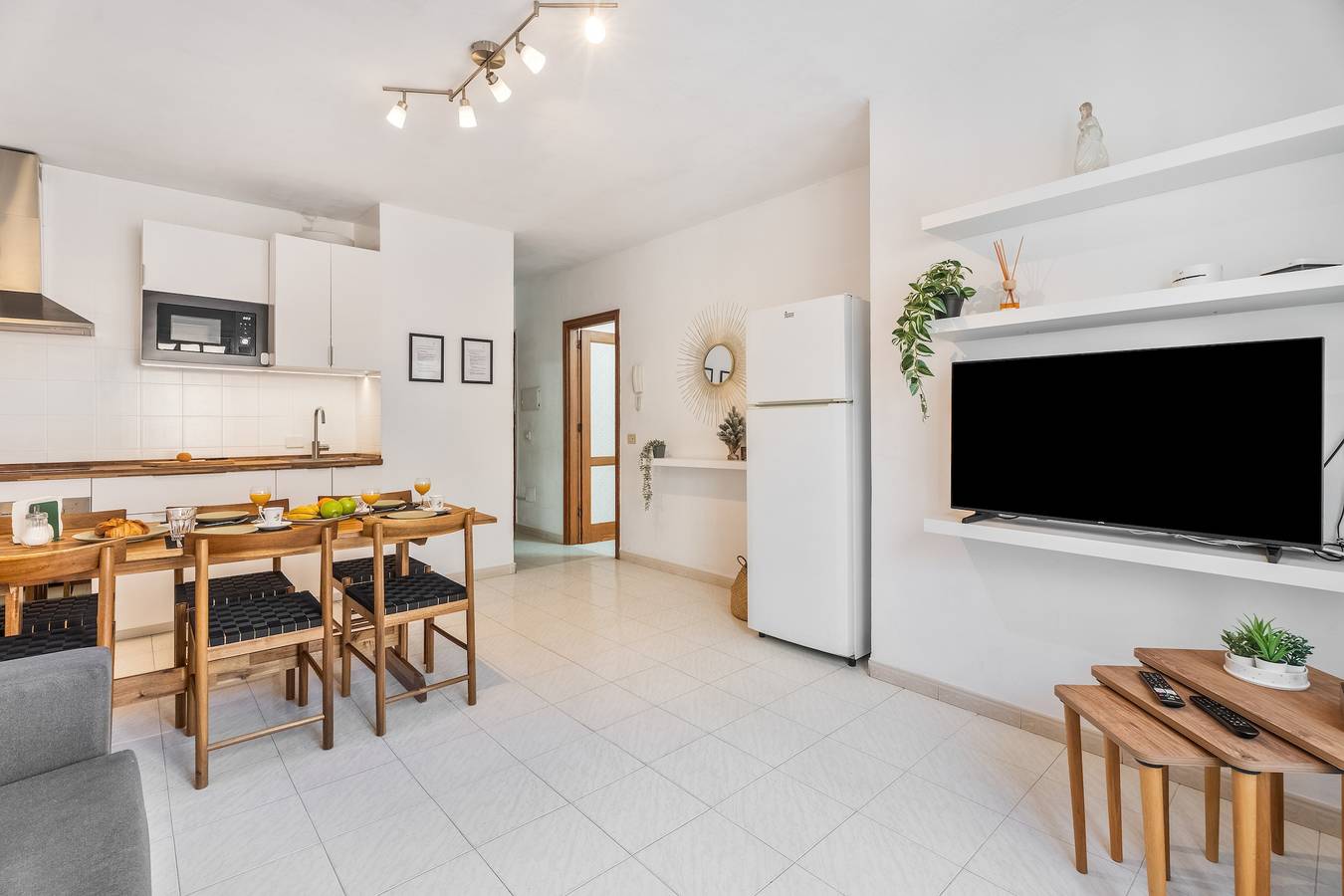 Ganze Wohnung, Ferienwohnung 'Las Vistas Beach By Agüita Salada' mit Balkon und Wlan in Los Cristianos, Arona