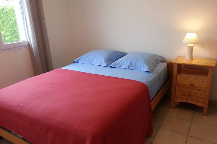 Location de vacances pour 6 personnes, avec jardin et terrasse à Pignans - 2