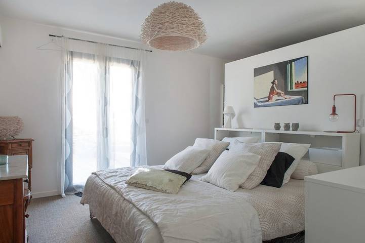 Location de vacances pour 9 personnes, avec terrasse et jardin à Éguilles - 2