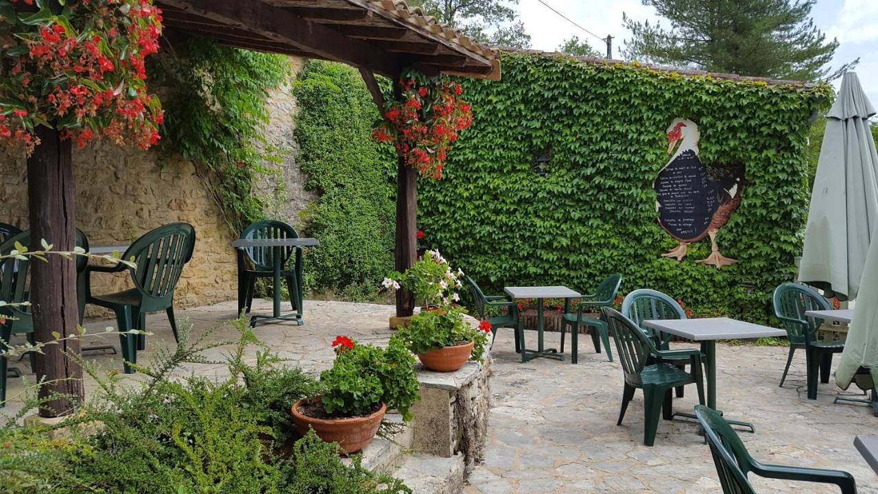 Double or Twin Room with Private Bathroom in Montferrand-du-Périgord, Périgord Pourpre