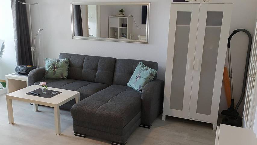 Ferienwohnung für 2 Personen, mit Balkon und Sauna, kinderfreundlich in Burhave