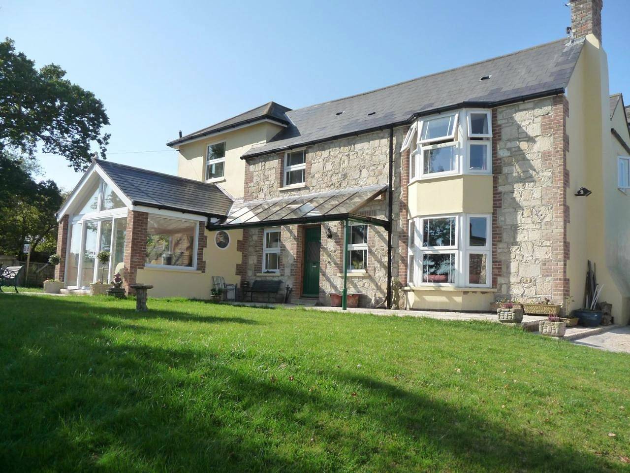 Ivy Hall in Wootton Bridge, Isle of Wight